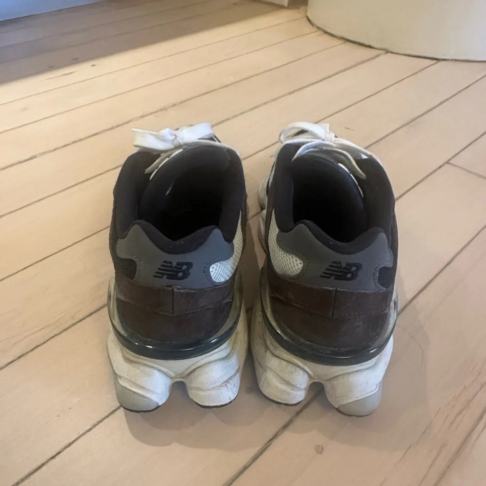 New Balance 2022 9060 'Brown Black' - Picture 5 of 8